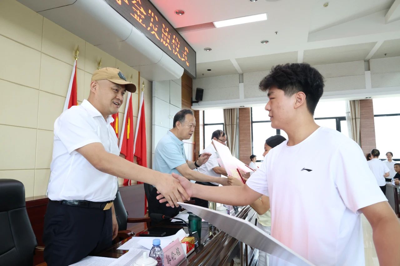 232ffcc7015bc97340bdae8e3d0d1ff1.jpg 232ffcc7015bc97340bdae8e3d0d1ff1.jpg